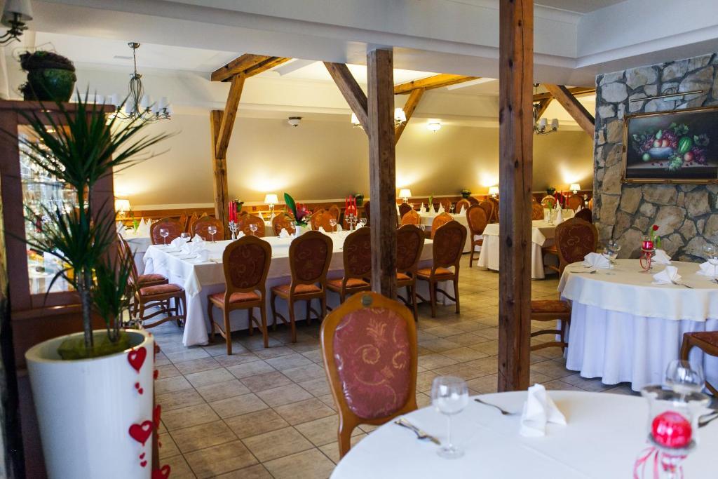 Hotel Rebajlo Piła Eksteriør billede